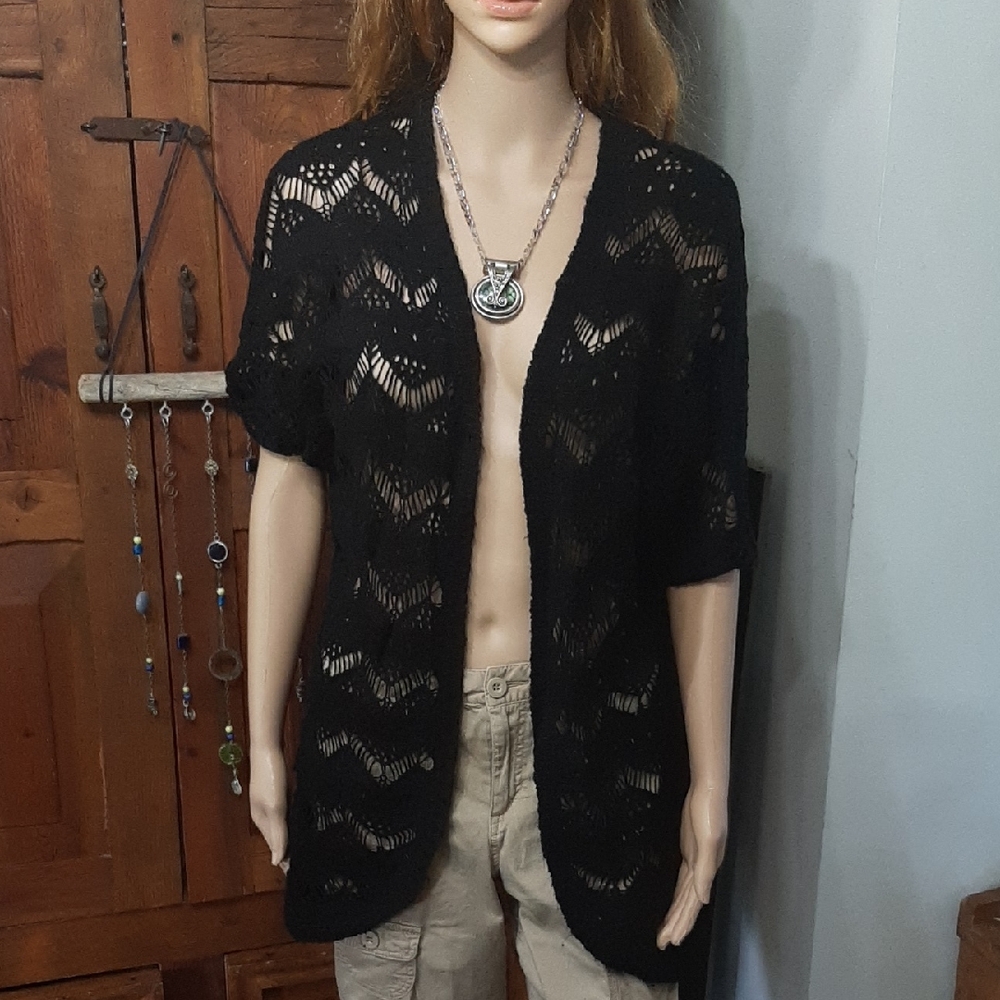 Pink Republic Black Open-Front Cardigan